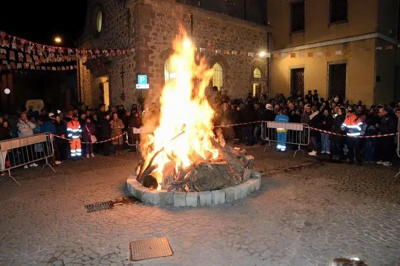 Il fuoco a San Sebastiano