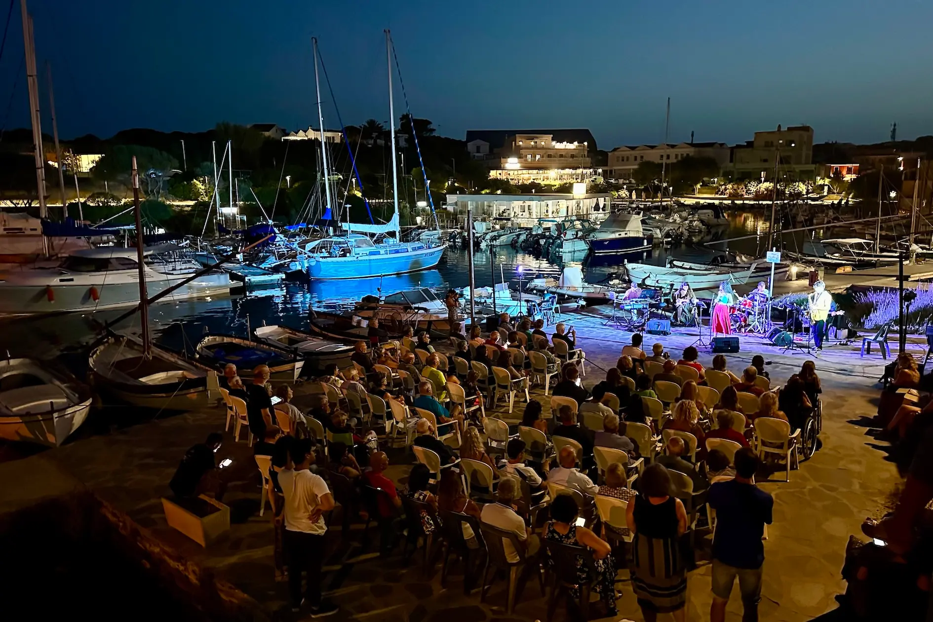 Un concerto al Porto Vecchio di Stintino