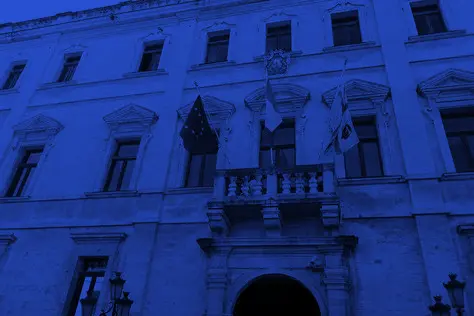 palazzo Ducale in blu (foto simbolo)