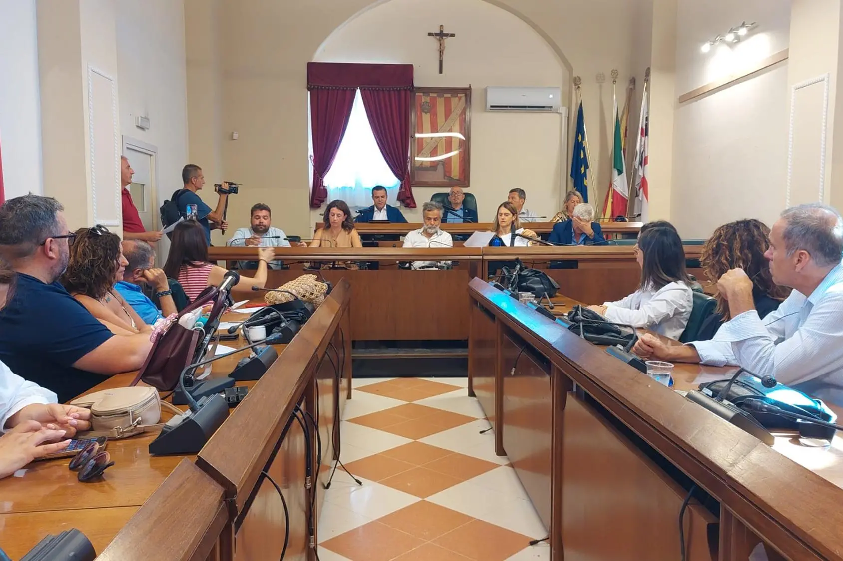 Alghero, la conferenza stampa a Villa Maria Pia