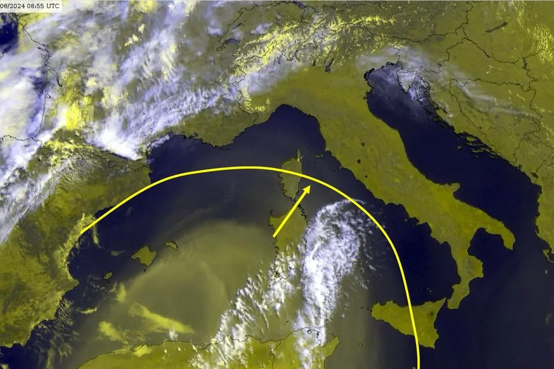 La nube di polveri sahariane sulla Sardegna (Foto: Lamma)