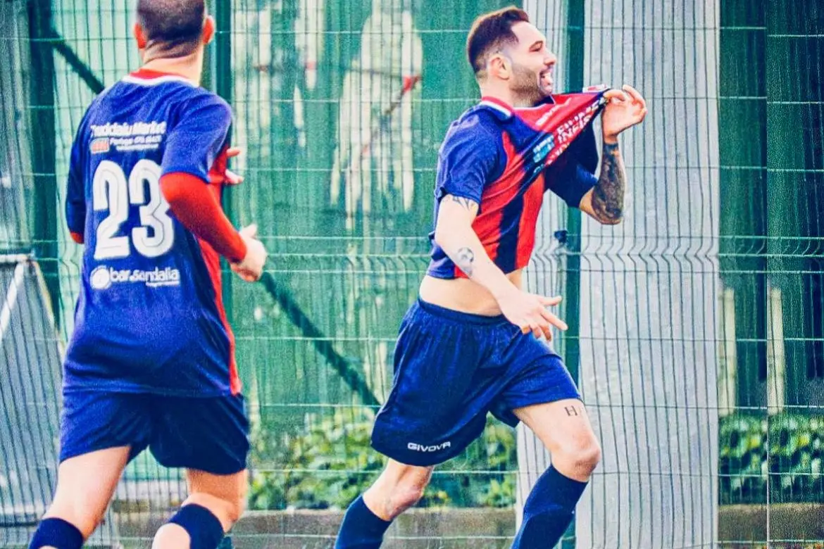 San Giorgio Perfugas, l'esultanza dopo un gol (G. Pischedda)