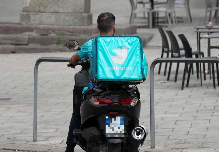 Rider in sciopero, consegne in tilt per ore