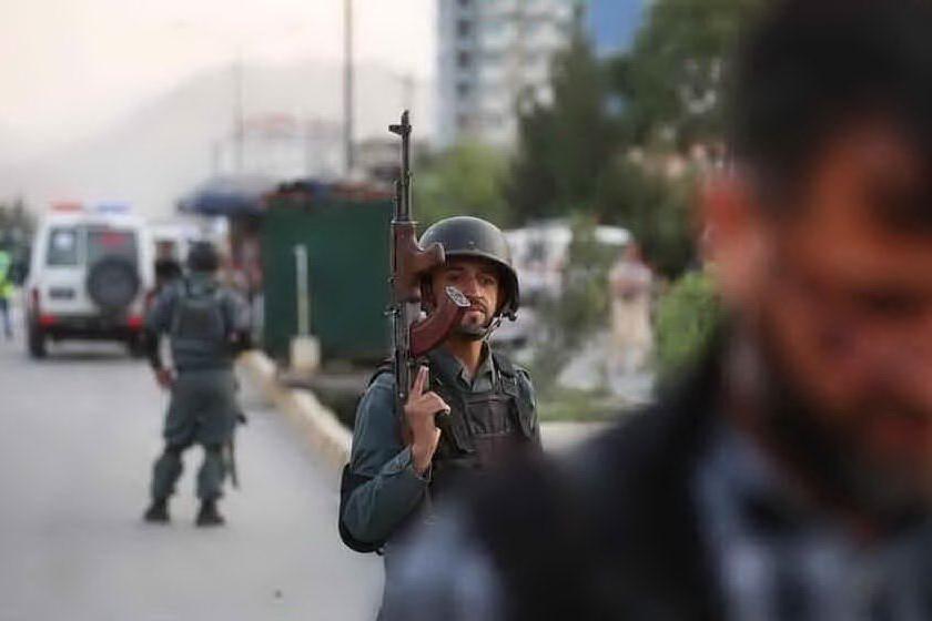 Kabul, bomba sul ciglio della strada: dieci morti