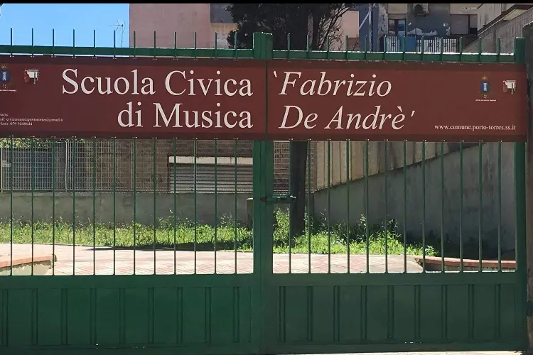 Scuola civica di musica a Porto Torres (foto Pala)