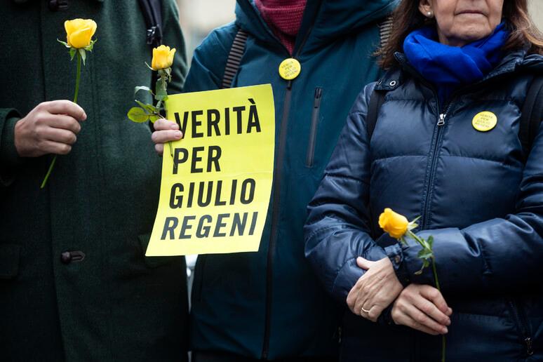 Caso Giulio Regeni, la rabbia dei genitori: «Traditi dai nostri governi»