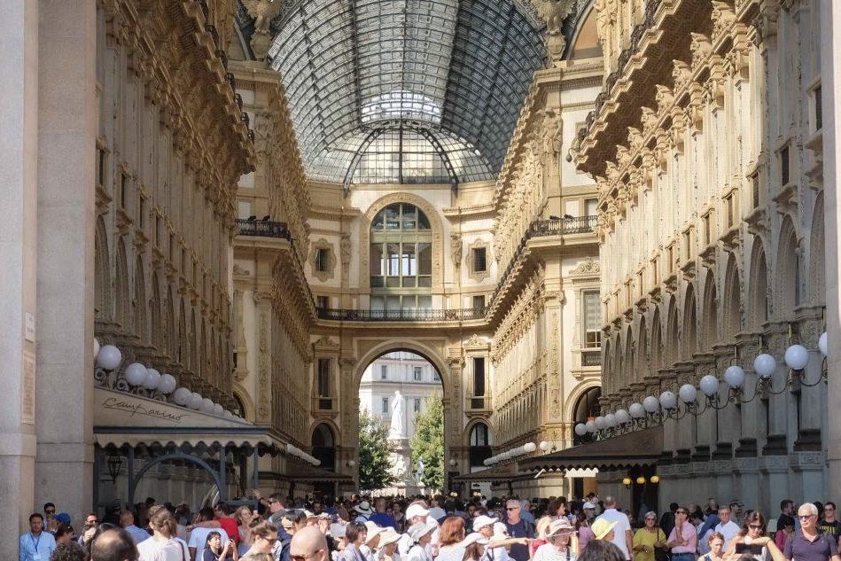 Milano, compie 150 anni la Galleria Vittorio Emanuele