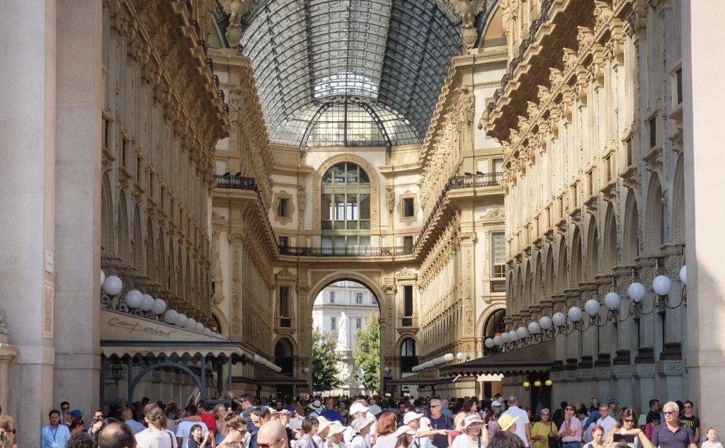 Milano, la Galleria Vittorio Emanuele compie 150 anni