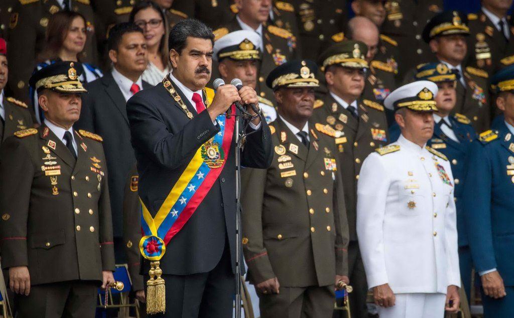 Maduro, il discorso del 4 agosto, di lì a poco scamperaà a un attentato (Ansa)