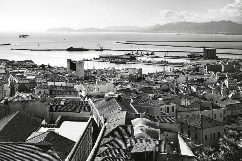 Una delle immagini di Davide Virdis in mostra a Cagliari