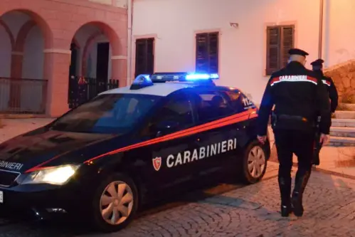 (foto carabinieri)