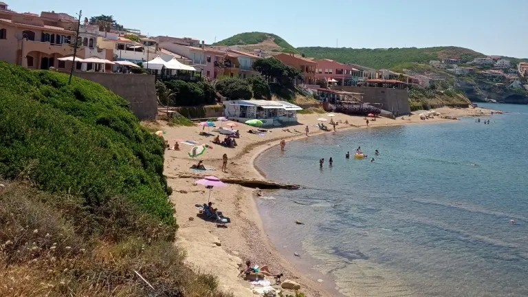 https://immagini.unionesarda.it/version/c:OTJhM2E1NzQtMDQ2Zi00:YWU0ZjJlZDItZWMyYS00/image.webp?f=16:9