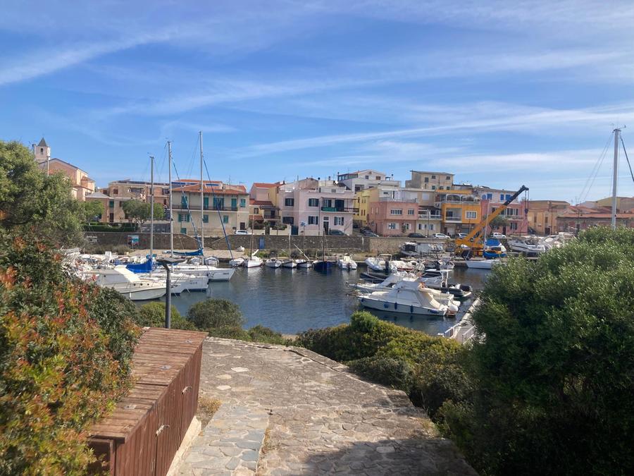 Stintino, il lungomare Colombo diventa un’area pedonale