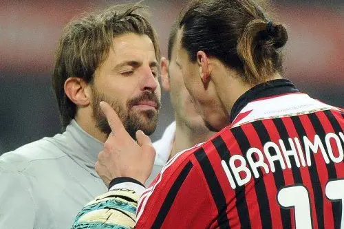 Il 'buffetto' tra Ibrahimovic e Storari