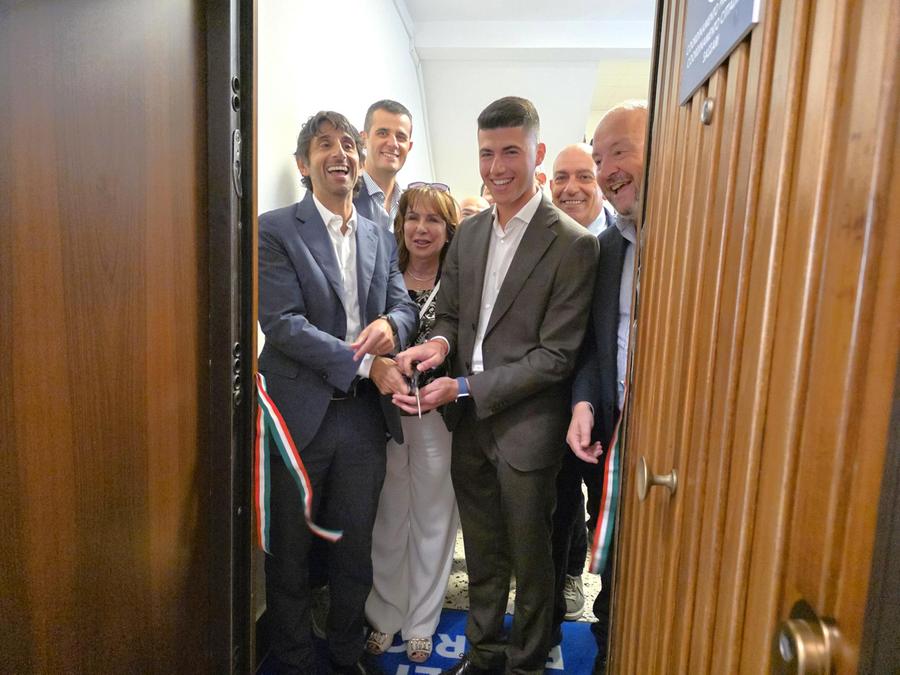 Sassari, Donzelli inaugura la nuova sede FdI. L’affondo a Todde:«Pensa solo alla poltrona»