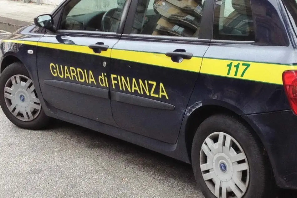 Guardia di Finanza (Wikipedia)