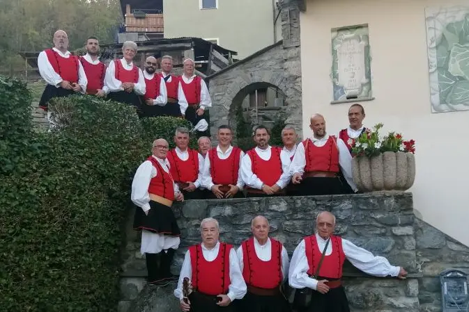 Il coro di Usini (foto concessa)