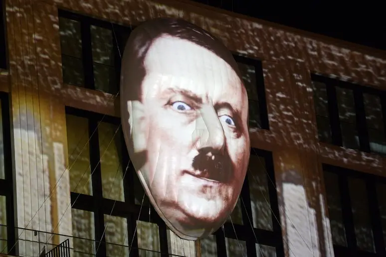 Una raffigurazione di Adolf Hitler (Ansa)