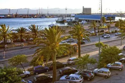 Cagliari, il lato porto (Elisabetta Messina)