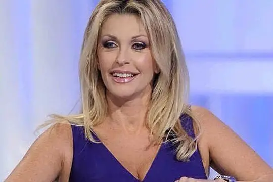 Paola Ferrari, prima classificata tra le donne della tv coi capelli più belli