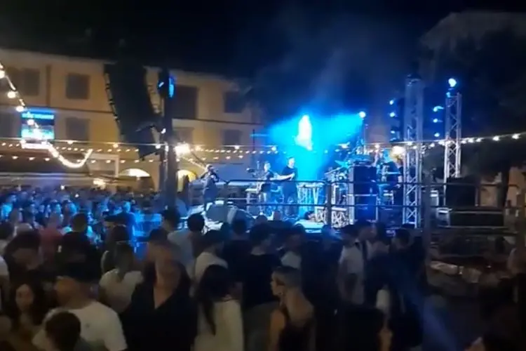 Il concerto in piazza Garibaldi