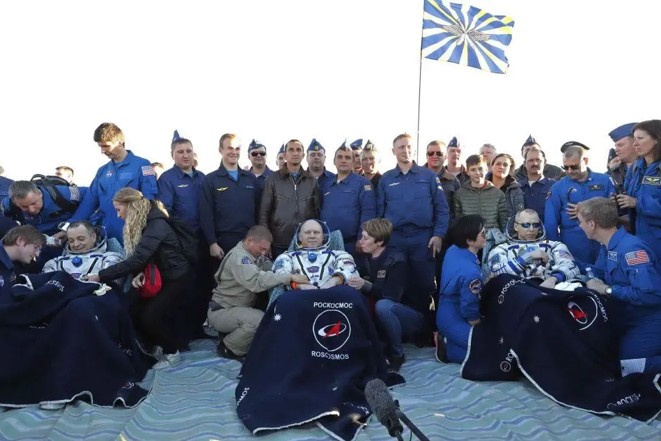 Spazio, la Soyuz Ms-08 torna a casa dopo 197 giorni (Ansa)
