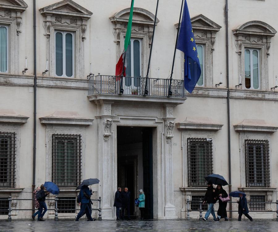 Case di comunità e Trenino verde: l’affondo del Governo