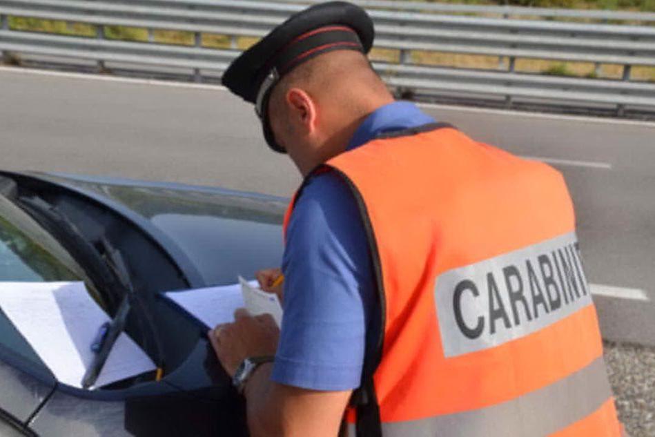 Controlli stradali dei carabinieri nel Sarcidano: fermate 45 vetture
