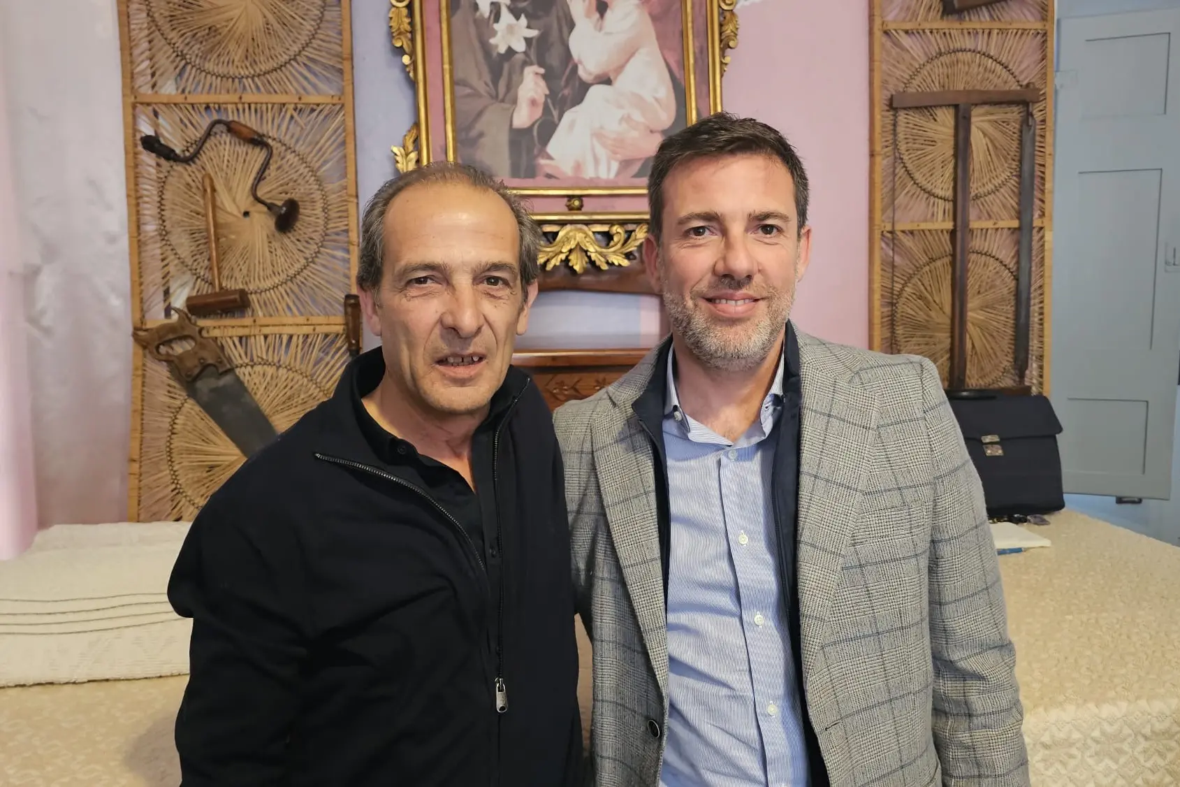 Cesare Muru, majorale del Gremio di San Giuseppe, con il suo vice, Antonio Mugheddu (foto Guarna)