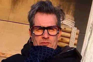 L'attore oggi (foto da profilo ufficiale Twitter)