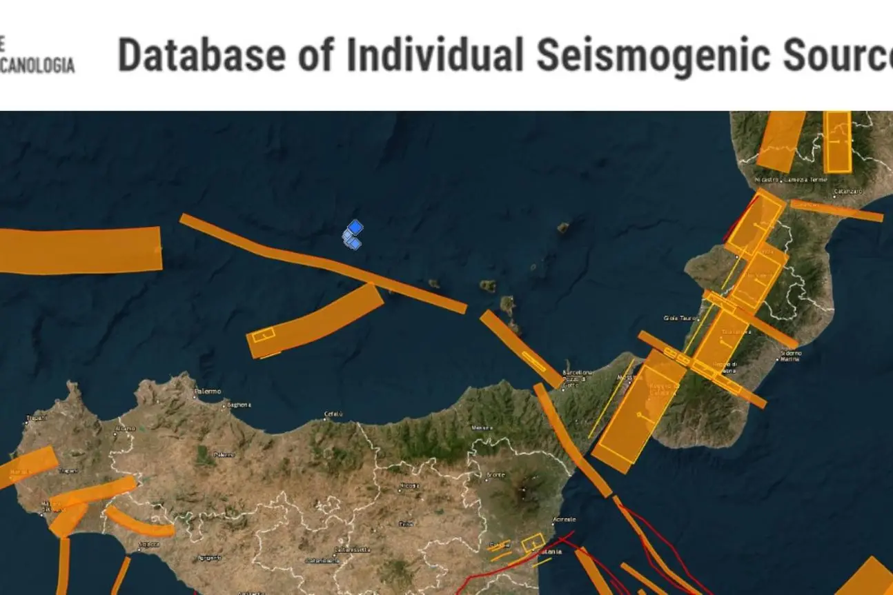 Le zone gialle rappresentano le principali aree sismogenetiche conosciute (sono le faglie attive). 23 ottobre 2026. INGV + ATTENZIONE LA FOTO NON PUO' ESSERE PUBBLICATA O RIPRODOTTA SENZA L'AUTORIZZAZIONE DELLA FONTE DI ORIGINE CUI SI RINVIA + NPK