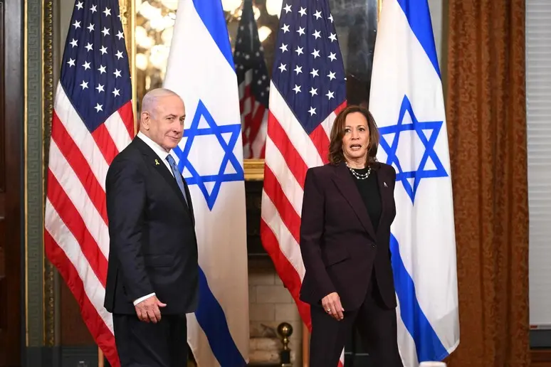 Benjamin Netanyahu e Kamala Harris (foto Ansa)