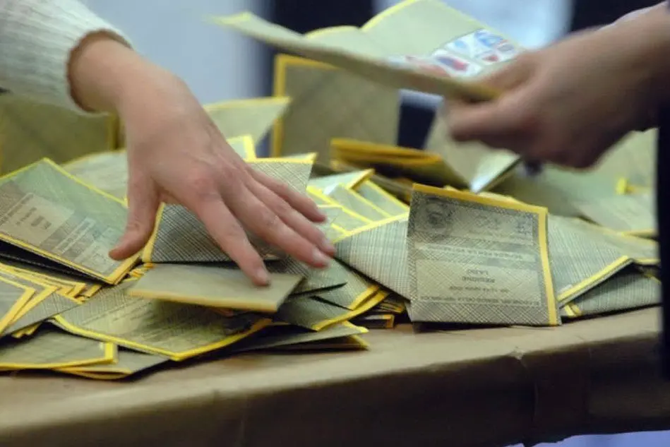 Sedici Comuni al voto nell'Oristanese