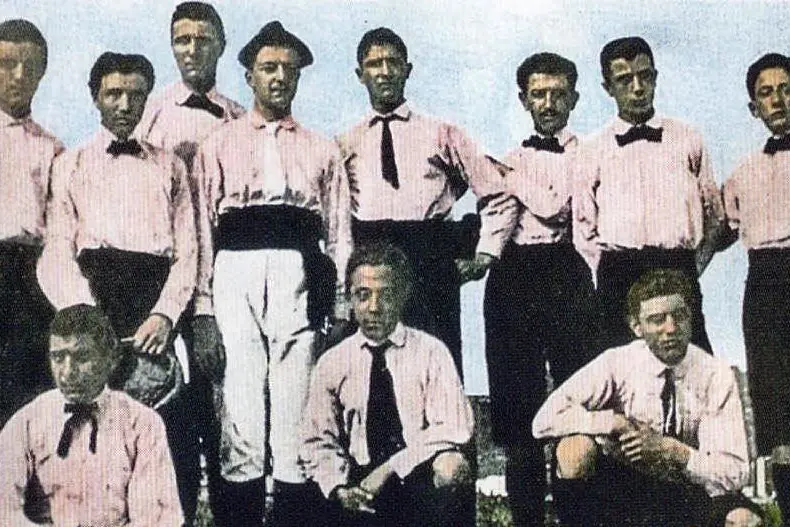 #AccaddeOggi: 1 novembre 1897 nasce la Juventus, fondata da un gruppo di studenti