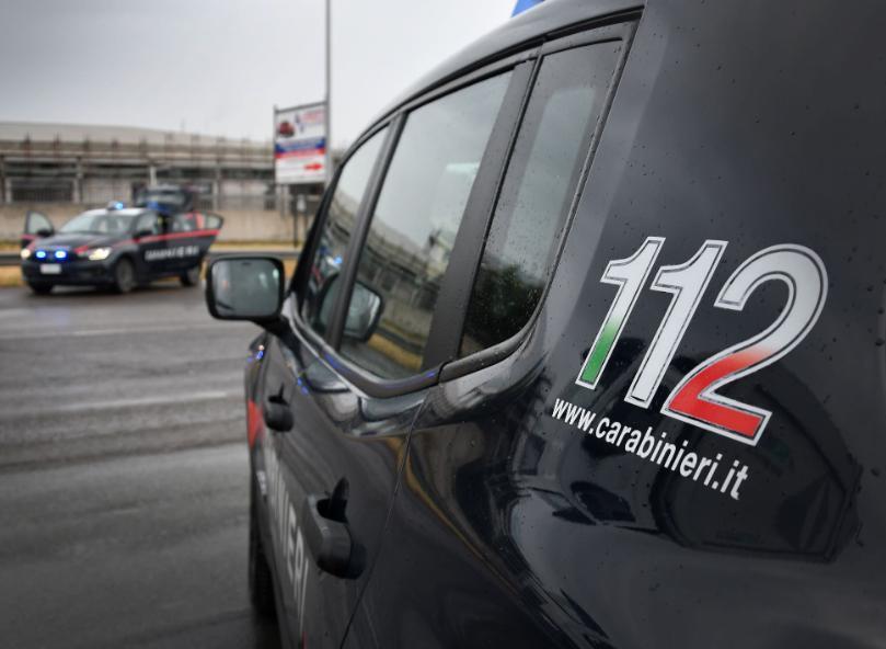 Maltrattamenti, un 46enne ai domiciliari