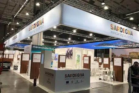Uno stand della Regione (Ansa)