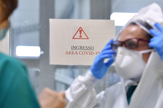 Covid, in Sardegna altri 5 morti e 489 nuovi casi