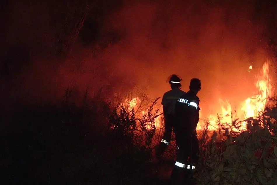 Sono intervenuti i vigili del fuoco