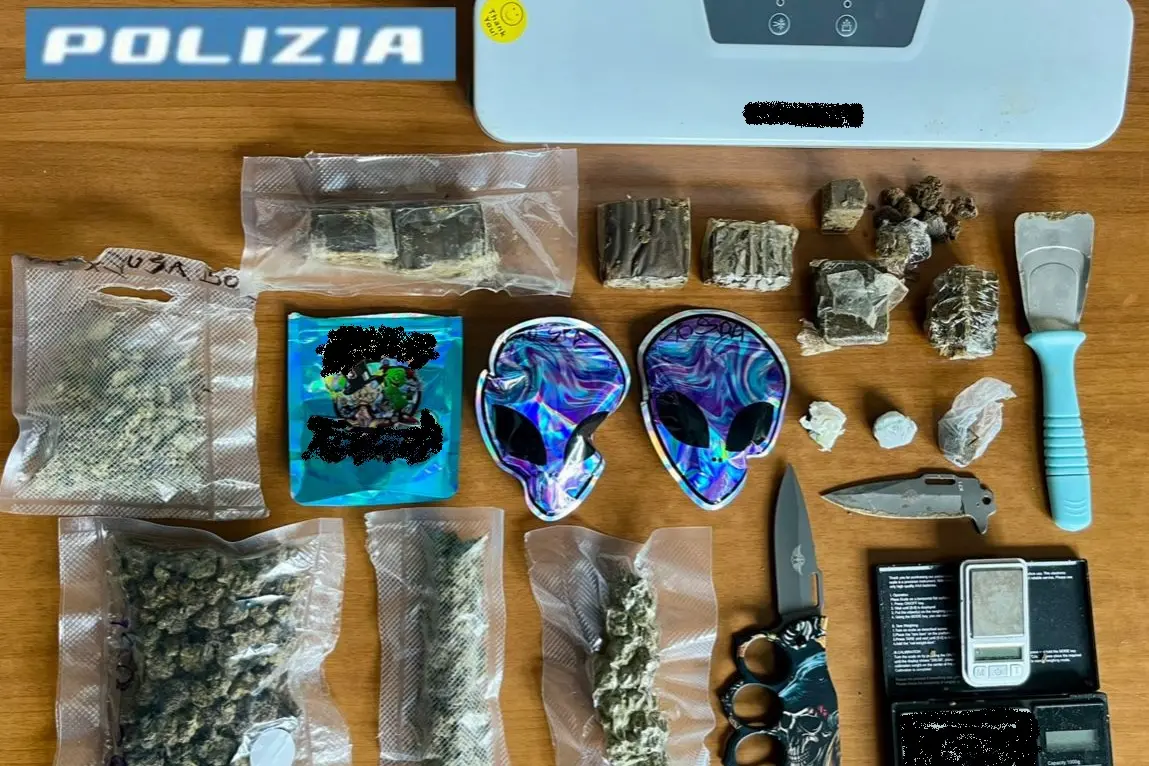 Cagliari, blitz antidroga a Mulinu Becciu (foto Polizia)