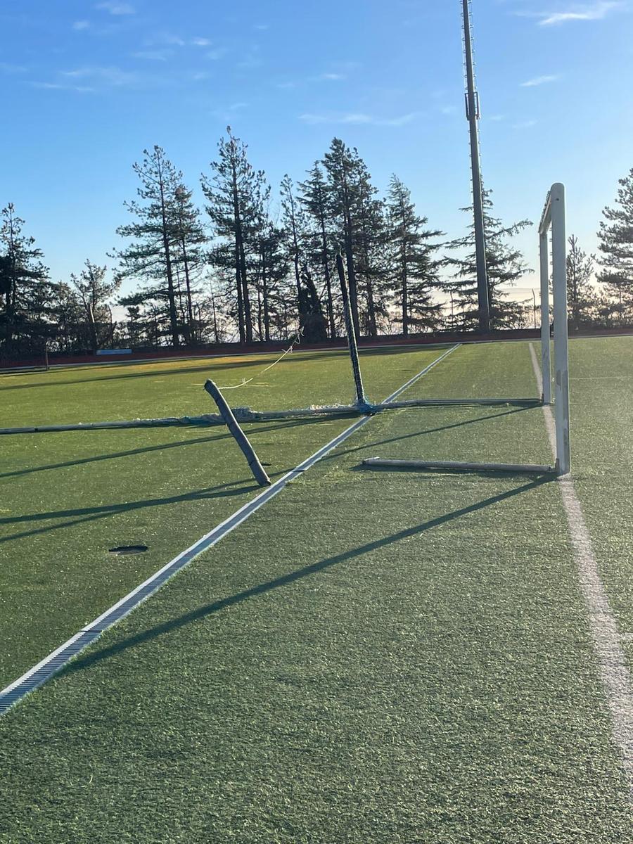 Arzana, la tempesta di vento sfregia lo Sturrusè: campo indisponibile