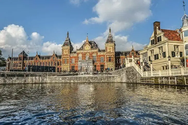 Amsterdam (foto www.pixabay.com)