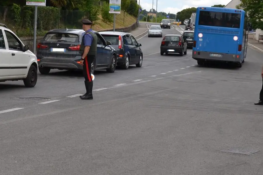 (foto carabinieri)
