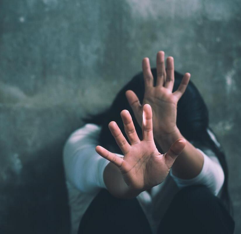 Violentò l’ex fidanzatina, condannato a sei anni