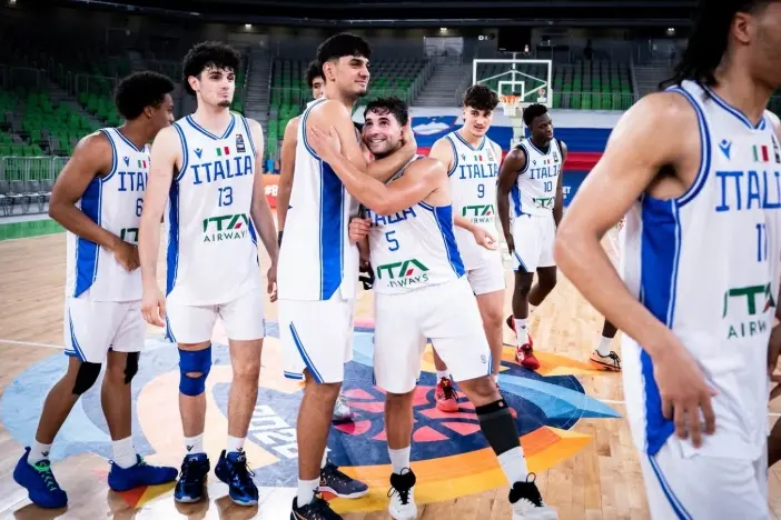 Vittoria per gli azzurri, Trucchetti ha il numero 5 (foto Italbasket)