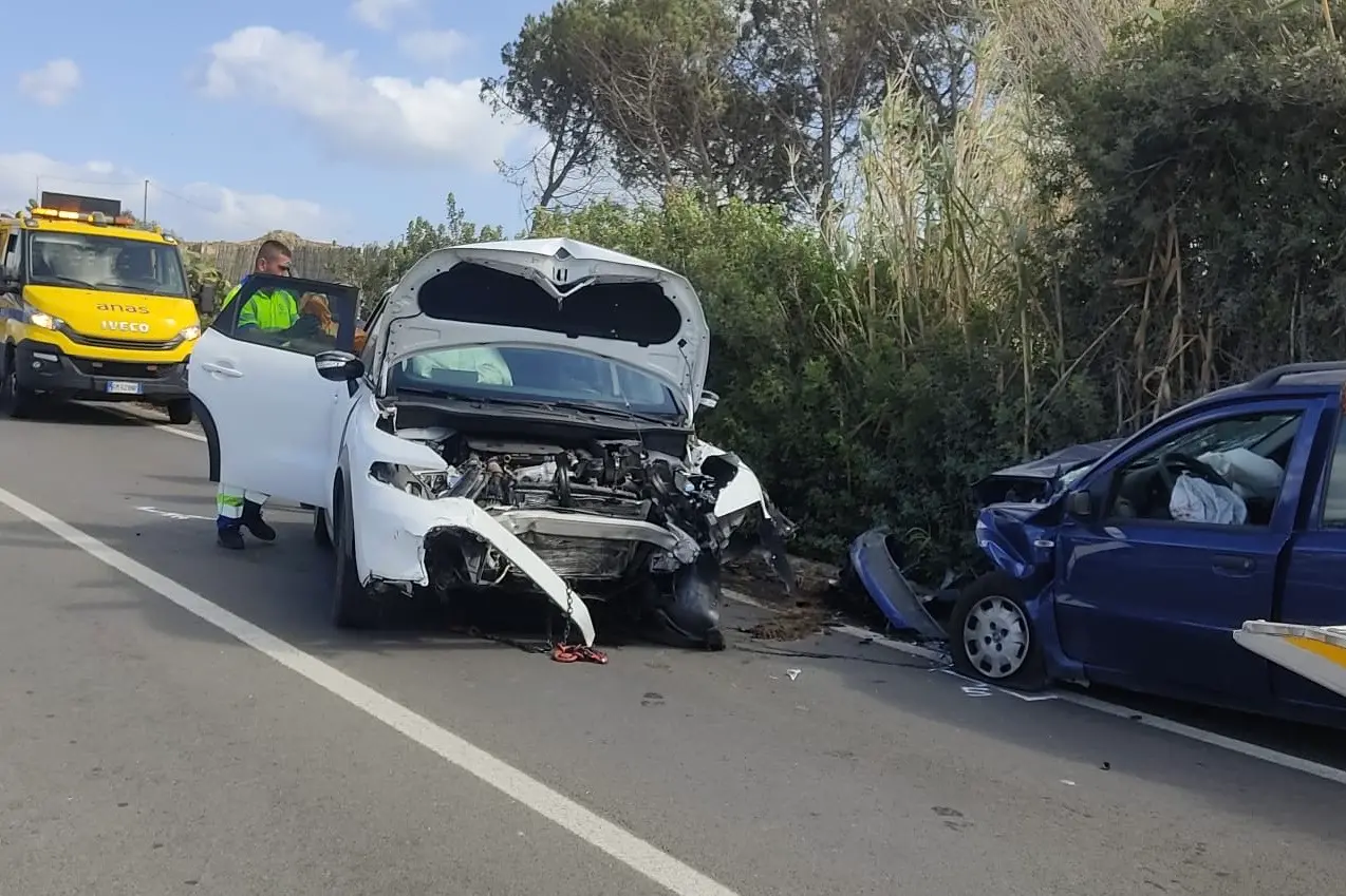 Le auto coinvolte nell’incidente (foto Murru)