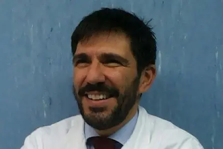 Il professor Alberto Cauli (foto Ansa)
