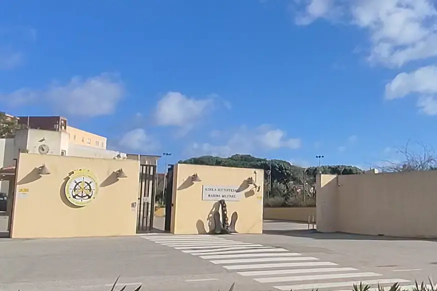 La Maddalena, scuola sottufficiali