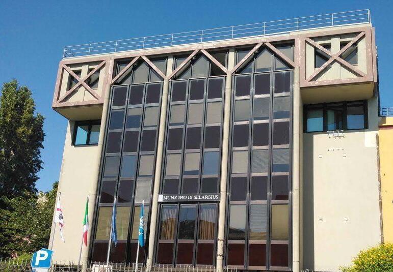 Quattro mesi per la carta d’identità