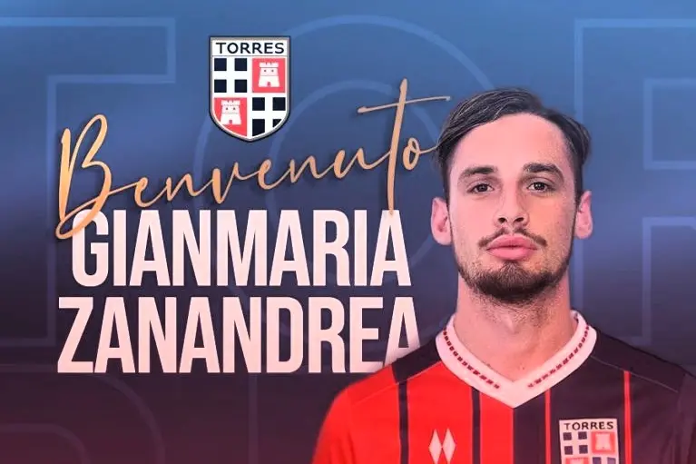 Il difensore Zanandrea (foto Torres)