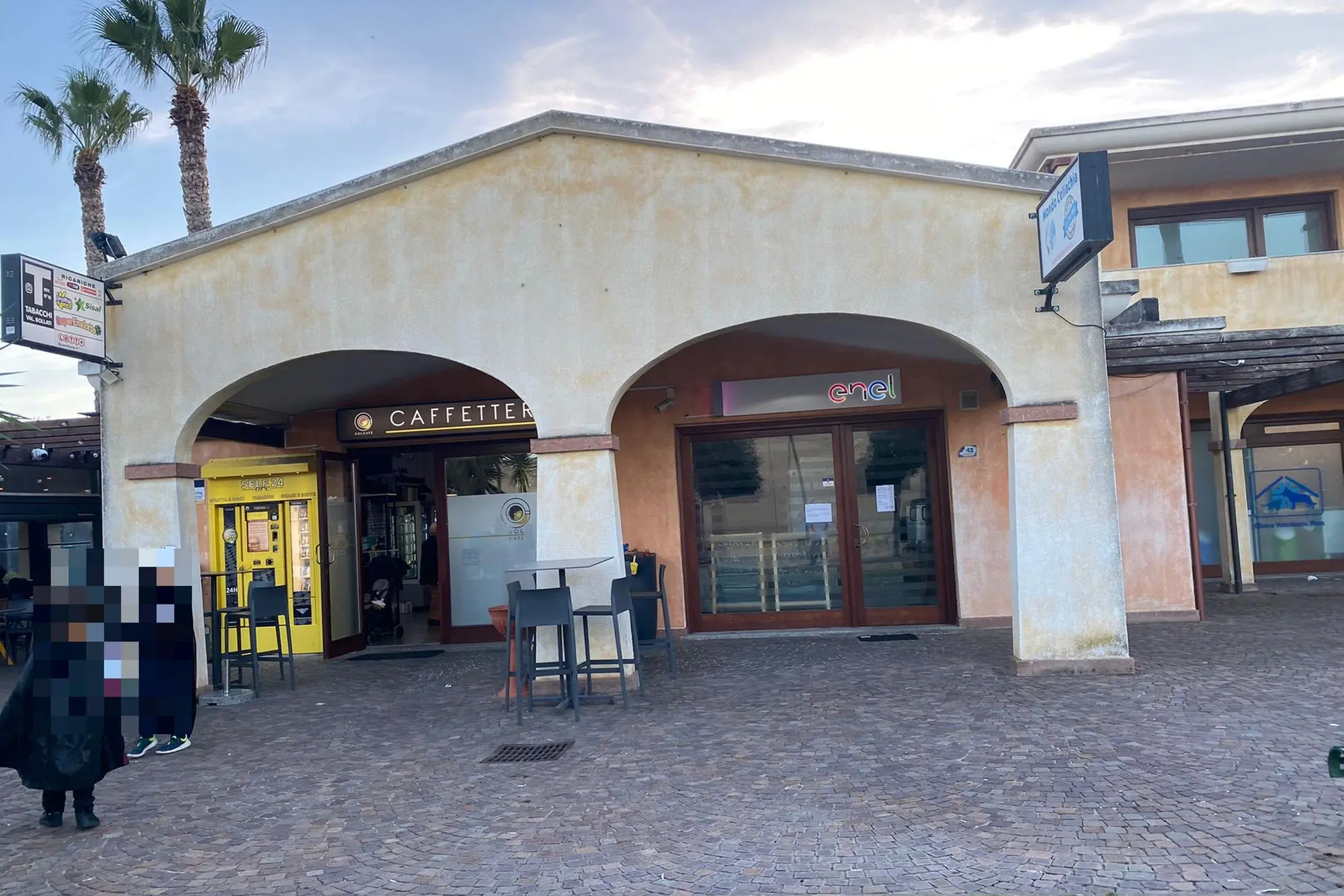 Il bar a Capoterra (foto Manca)